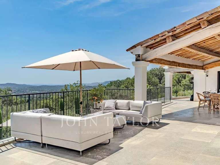 Maison Châteauneuf-Grasse - 5 chambres - 730m²