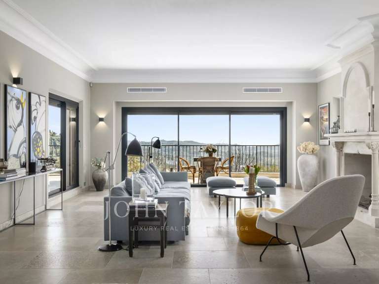 Maison Châteauneuf-Grasse - 5 chambres - 730m²
