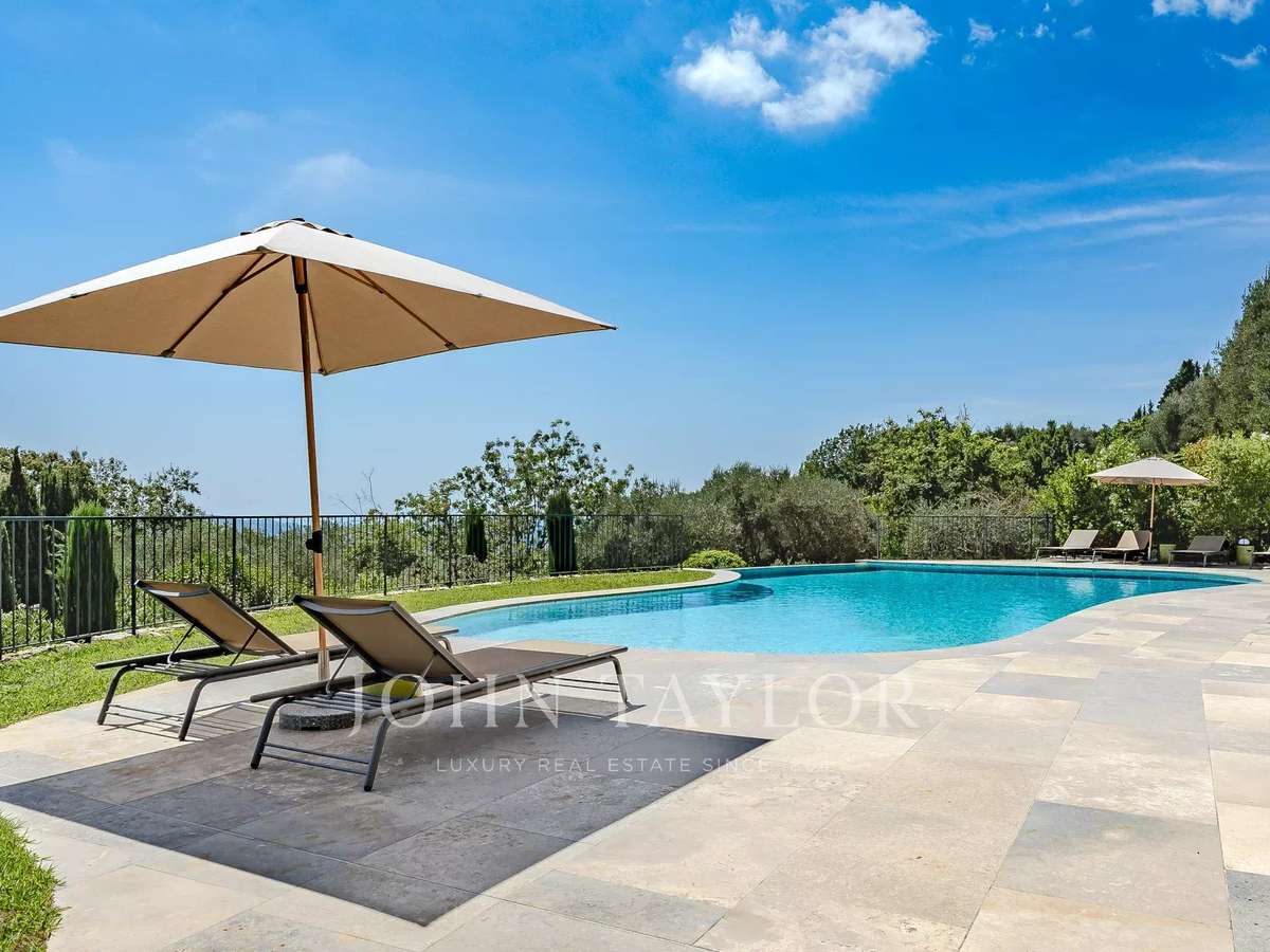 House Châteauneuf-Grasse