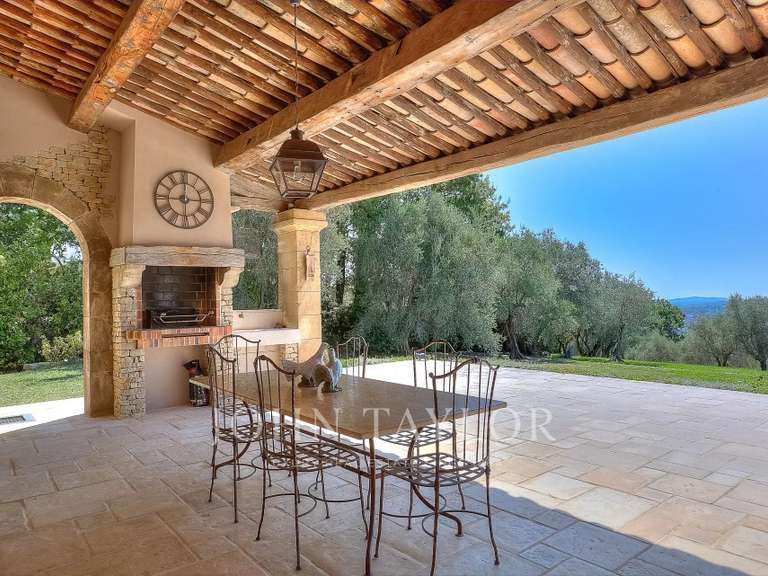 Maison Châteauneuf-Grasse - 6 chambres - 577m²