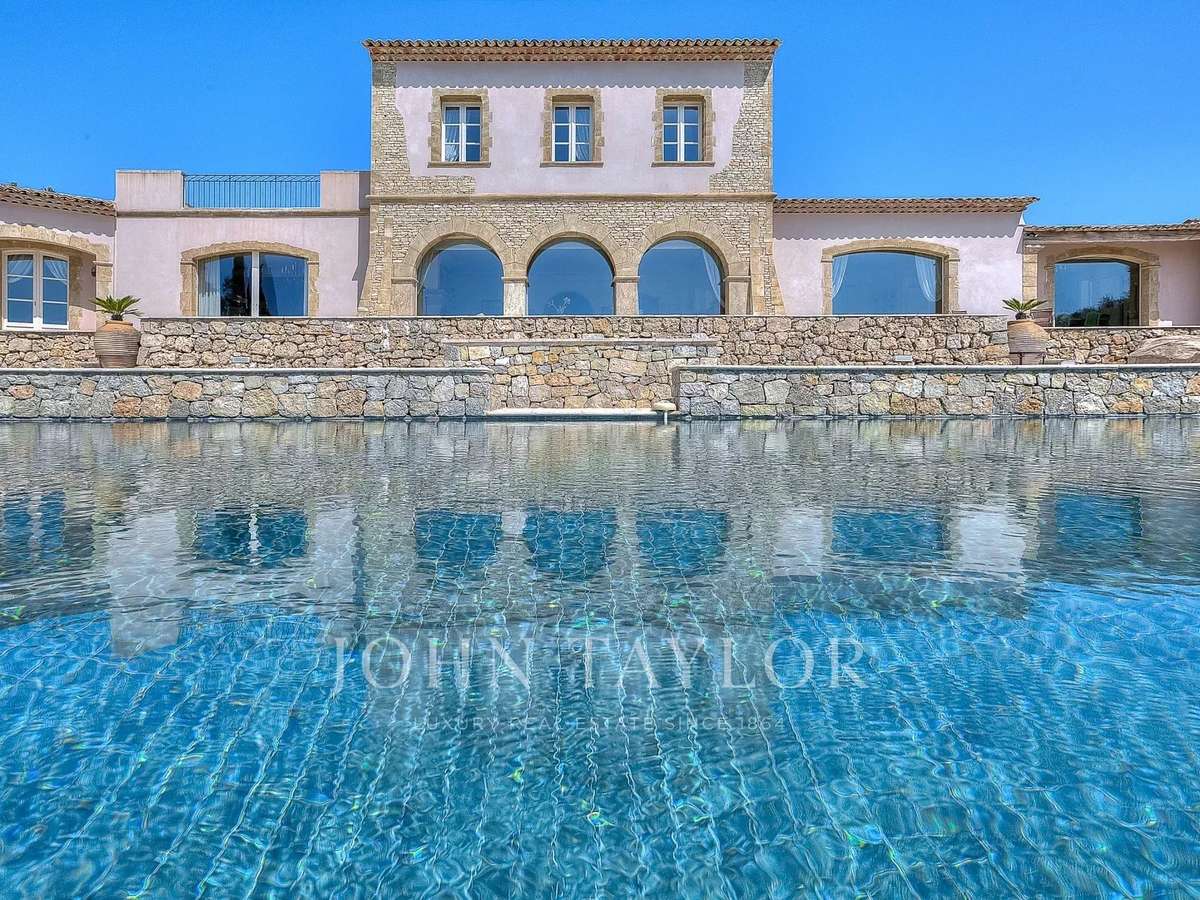 House Châteauneuf-Grasse