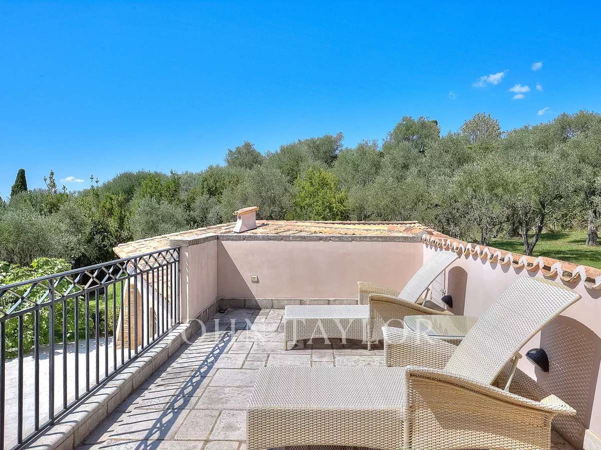 House Châteauneuf-Grasse