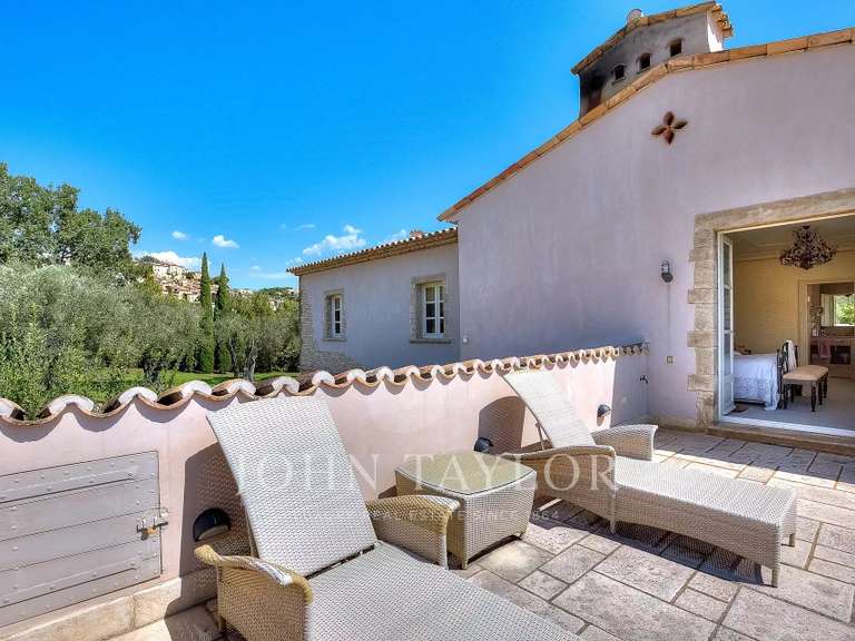 Maison Châteauneuf-Grasse - 6 chambres - 577m²