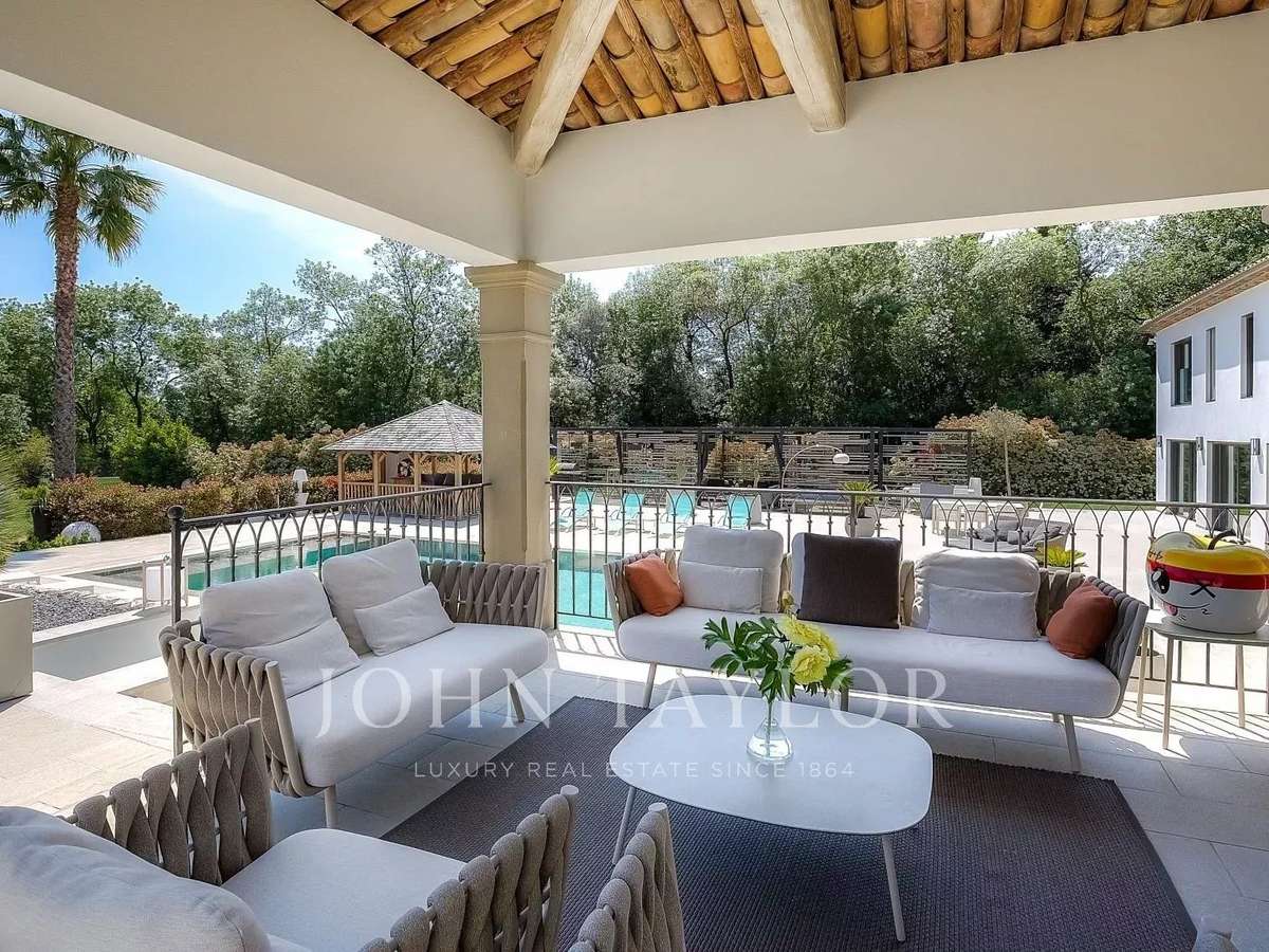 House Châteauneuf-Grasse