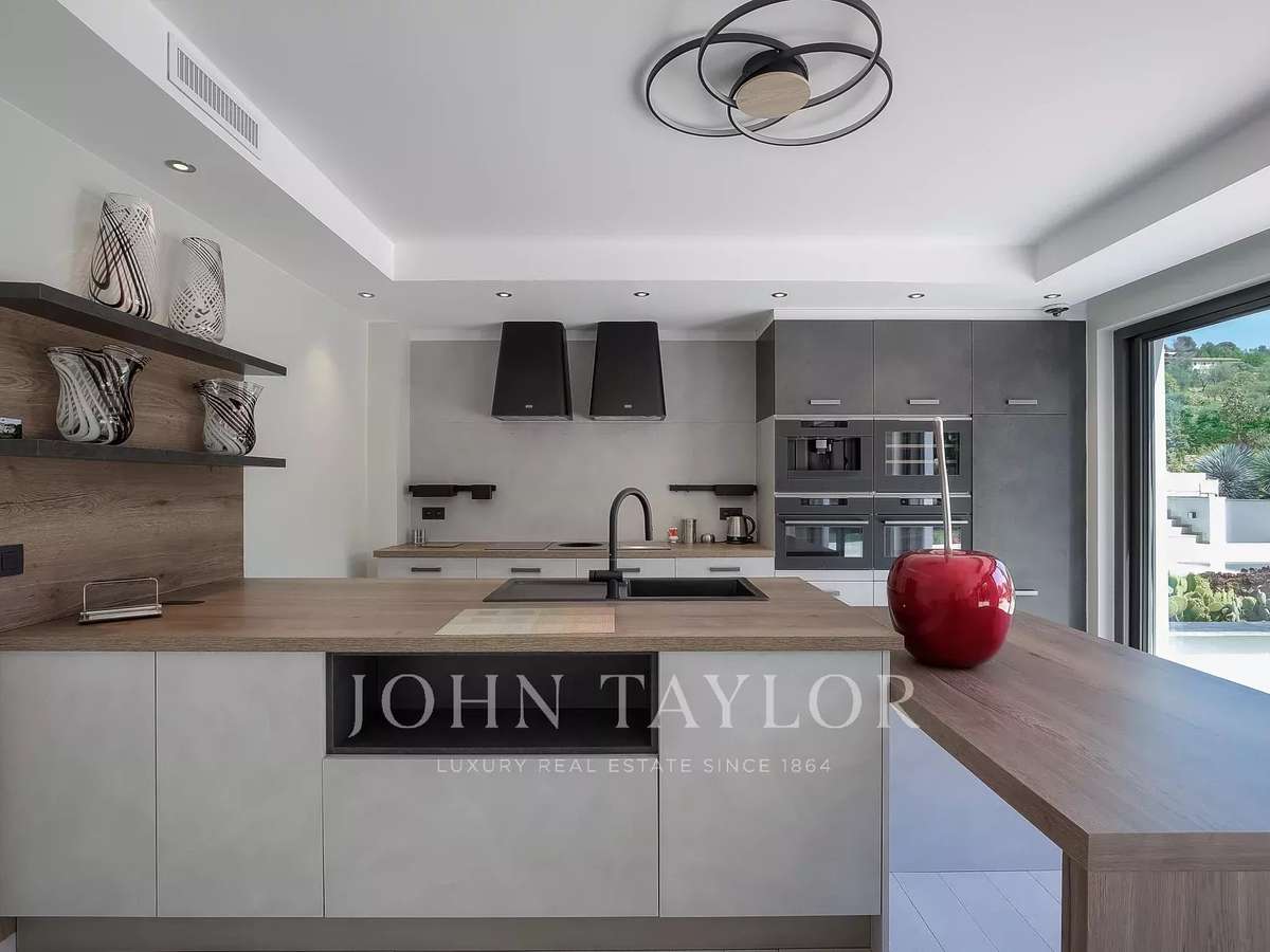 House Châteauneuf-Grasse