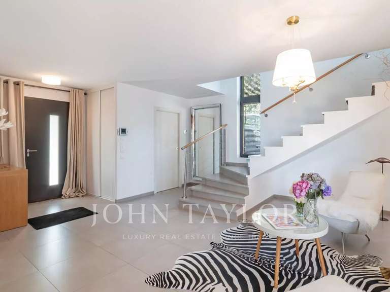 Maison avec Vue sur mer Châteauneuf-Grasse - 5 chambres - 281m²