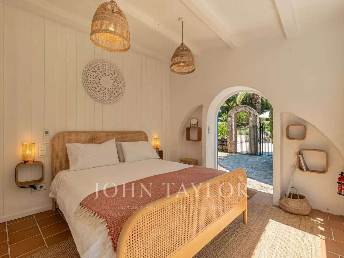 House Châteauneuf-Grasse