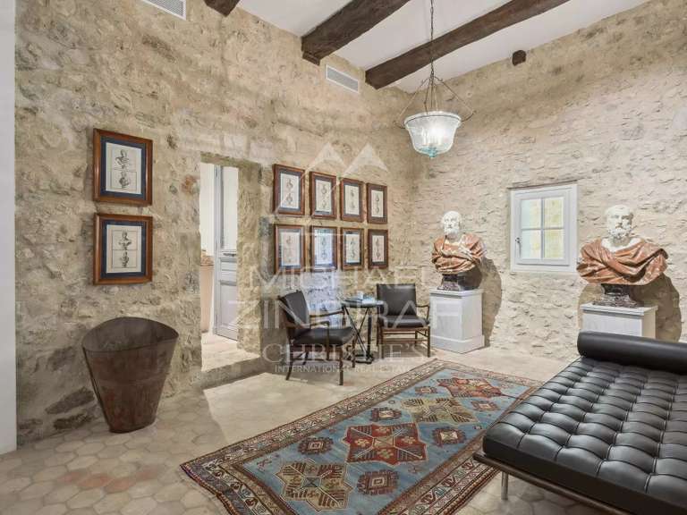 Maison Châteauneuf-Grasse - 6 chambres - 394m²