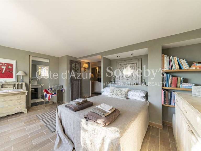 Maison Châteauneuf-Grasse - 4 chambres - 173m²