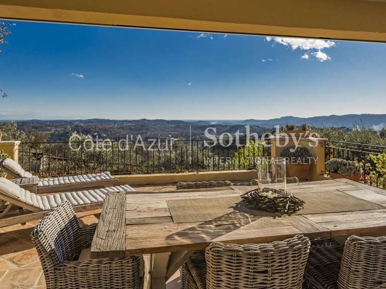 Maison Châteauneuf-Grasse - 4 chambres - 173m²