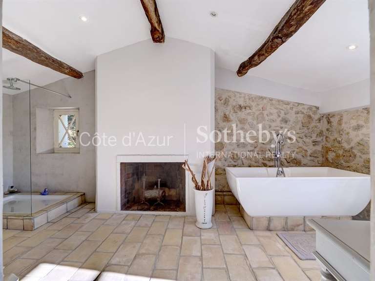 Maison Châteauneuf-Grasse - 7 chambres - 530m²