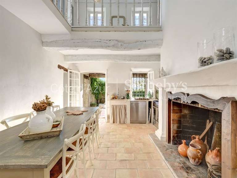Maison Châteauneuf-Grasse - 7 chambres - 530m²