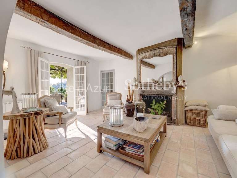 Maison Châteauneuf-Grasse - 7 chambres - 530m²