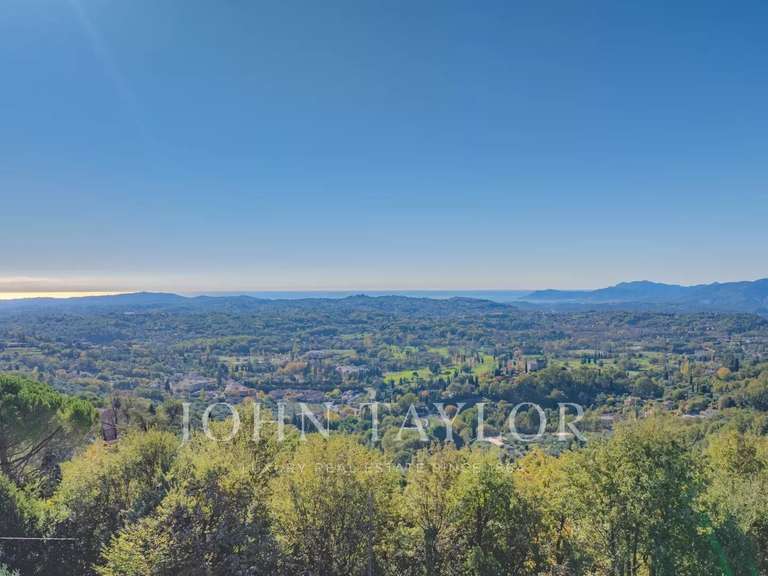 Maison Châteauneuf-Grasse - 6 chambres - 386m²