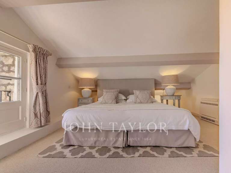 House Châteauneuf-Grasse - 6 bedrooms - 386m²