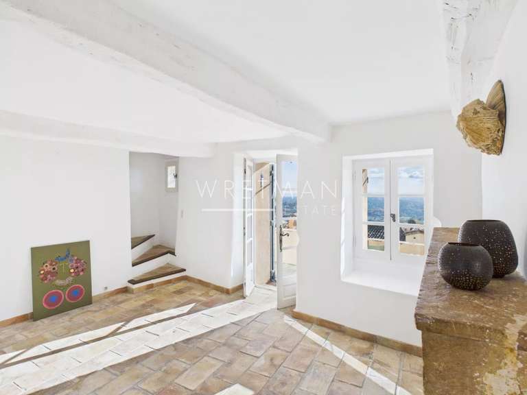 Maison Châteauneuf-Grasse - 3 chambres - 135m²