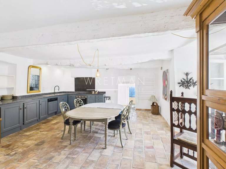 Maison Châteauneuf-Grasse - 3 chambres - 135m²