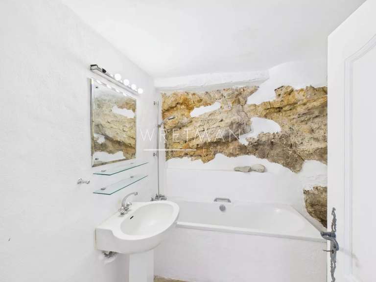 Maison Châteauneuf-Grasse - 3 chambres - 135m²