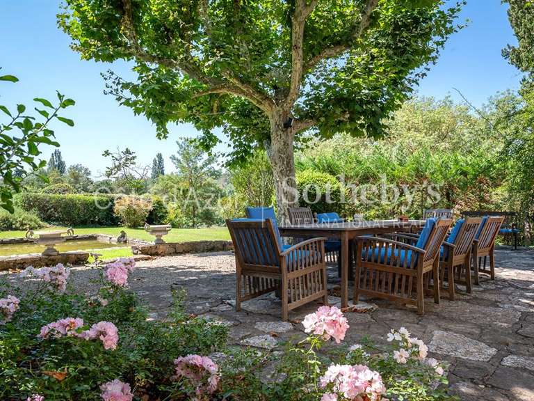 Maison Châteauneuf-Grasse - 8 chambres - 344m²