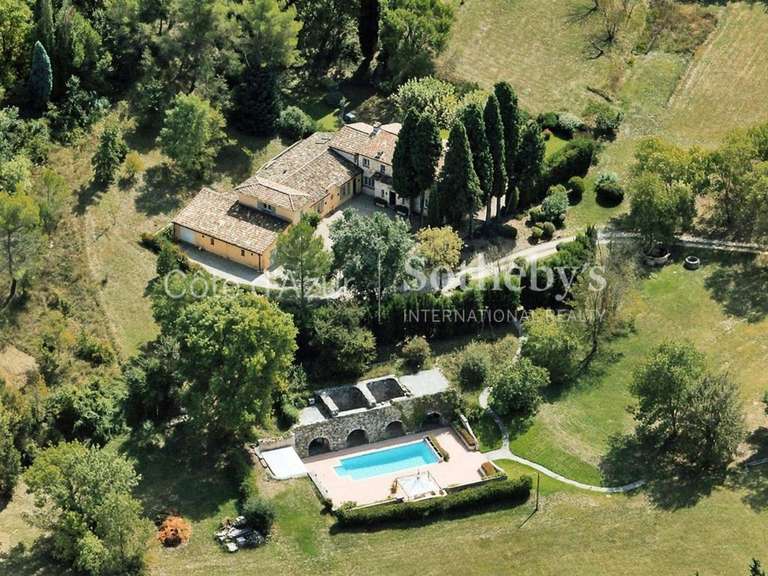 Maison Châteauneuf-Grasse - 8 chambres - 344m²