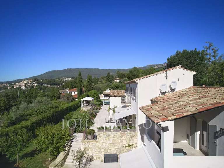 Maison Châteauneuf-Grasse - 6 chambres - 391m²