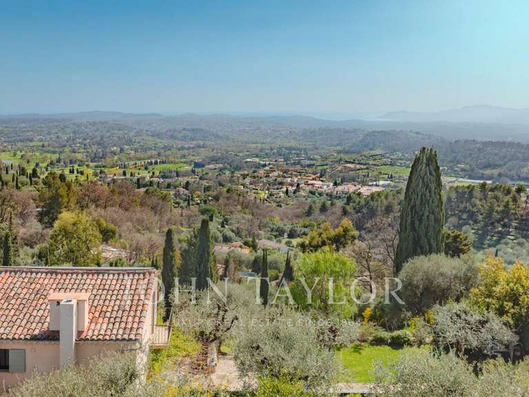 House Châteauneuf-Grasse - 4 bedrooms - 239m²