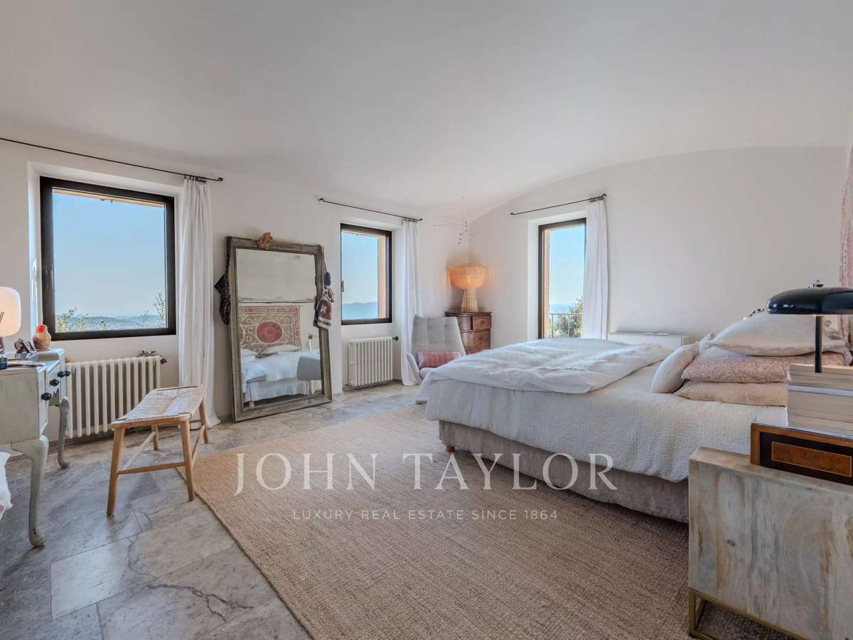 House Châteauneuf-Grasse