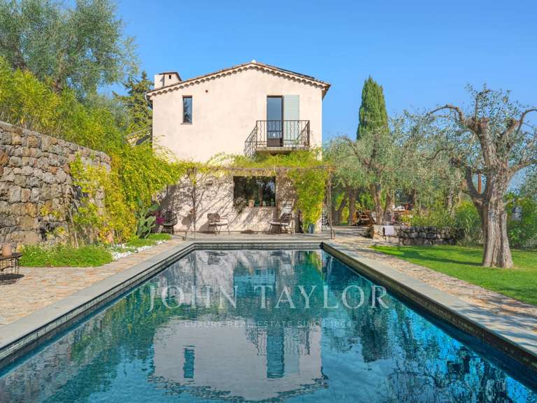 House Châteauneuf-Grasse - 4 bedrooms - 239m²