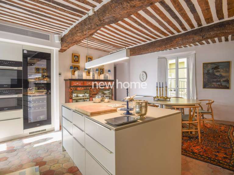 Maison Châteauneuf-Grasse - 6 chambres - 325m²