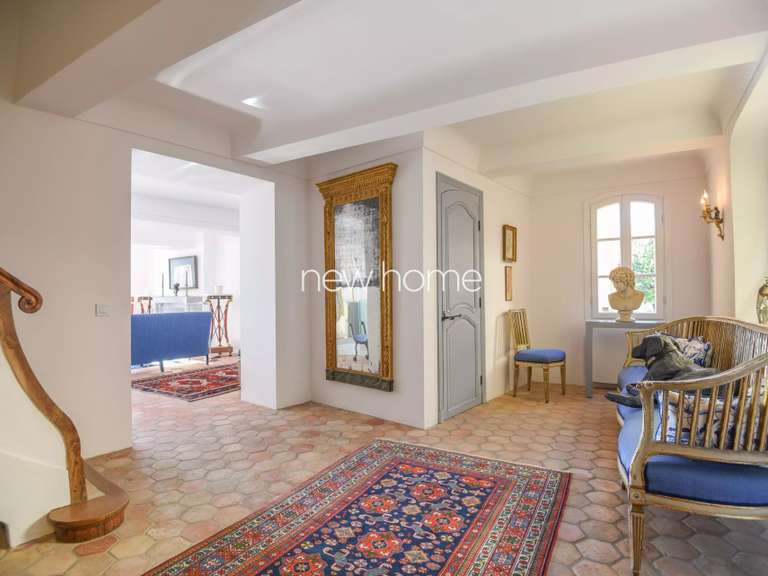 House Châteauneuf-Grasse - 6 bedrooms - 325m²