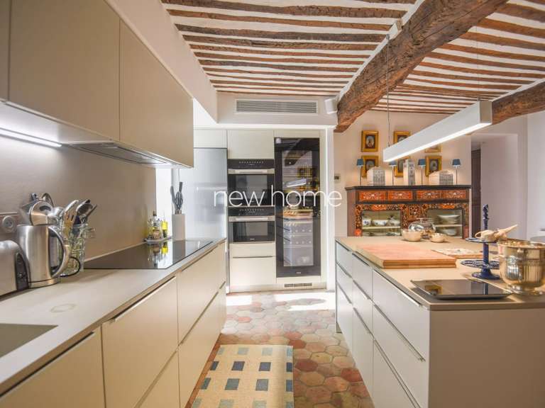 Maison Châteauneuf-Grasse - 6 chambres - 325m²