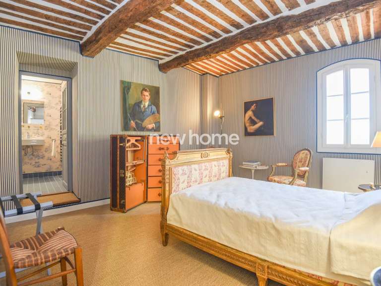 Maison Châteauneuf-Grasse - 6 chambres - 325m²