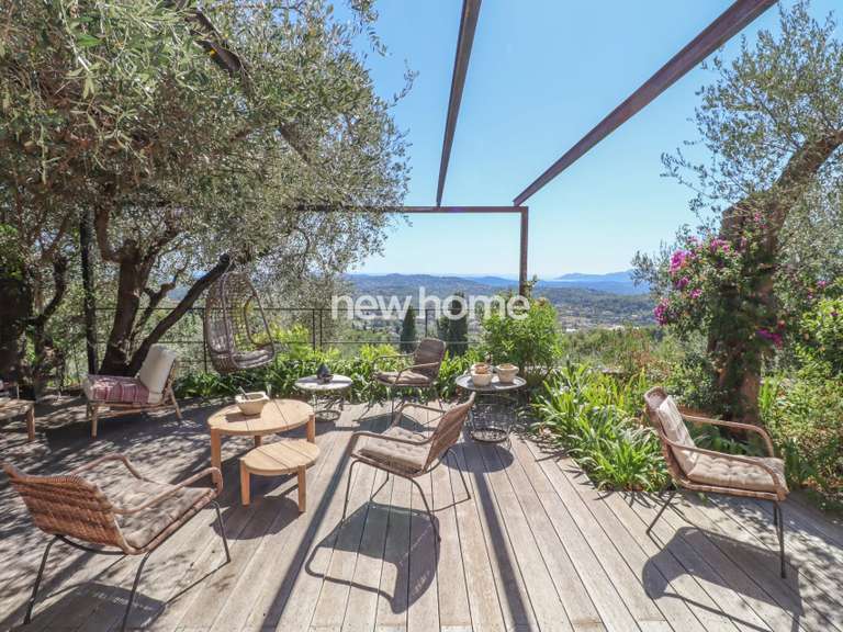 Maison avec Vue sur mer Châteauneuf-Grasse - 5 chambres - 247m²