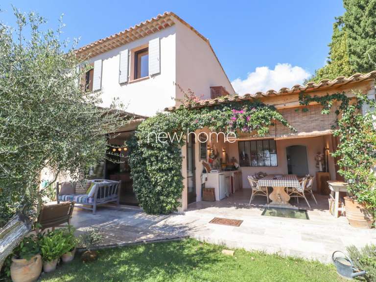 Maison avec Vue sur mer Châteauneuf-Grasse - 5 chambres - 247m²