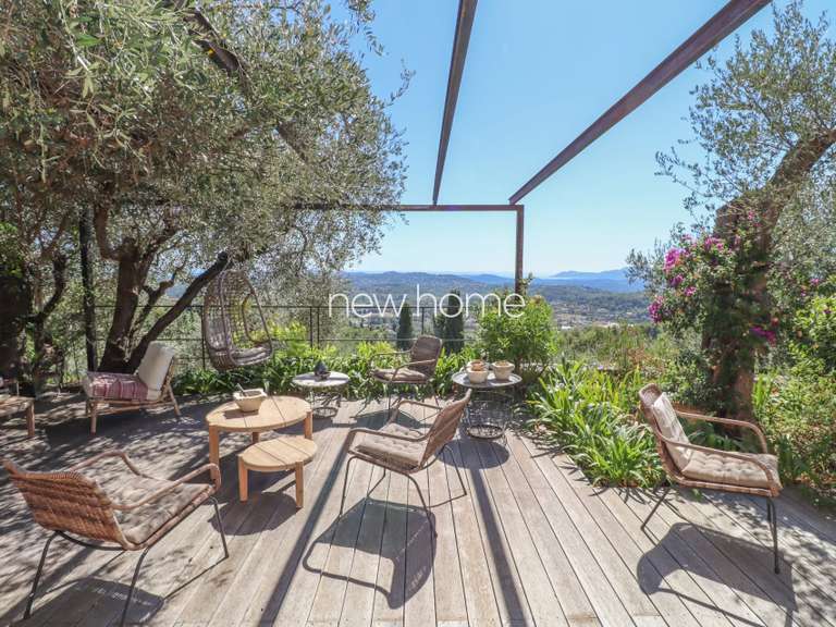 Maison avec Vue sur mer Châteauneuf-Grasse - 5 chambres - 247m²