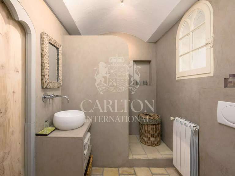 Maison Châteauneuf-Grasse - 5 chambres - 400m²