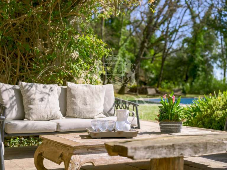 Maison Châteauneuf-Grasse - 5 chambres - 400m²