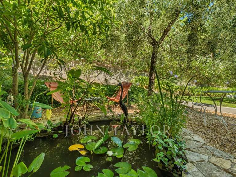 House Châteauneuf-Grasse - 7 bedrooms - 504m²