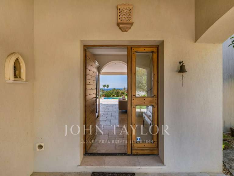 House Châteauneuf-Grasse - 7 bedrooms - 504m²