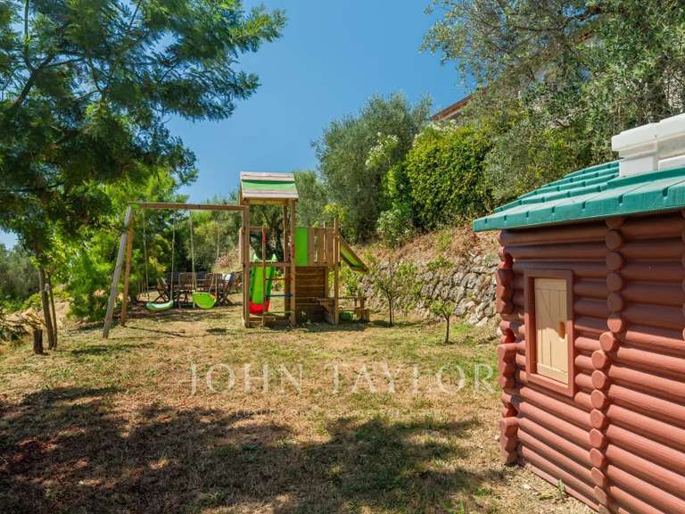 House Châteauneuf-Grasse - 7 bedrooms - 504m²