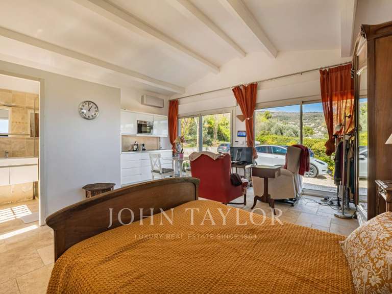 House Châteauneuf-Grasse - 7 bedrooms - 504m²