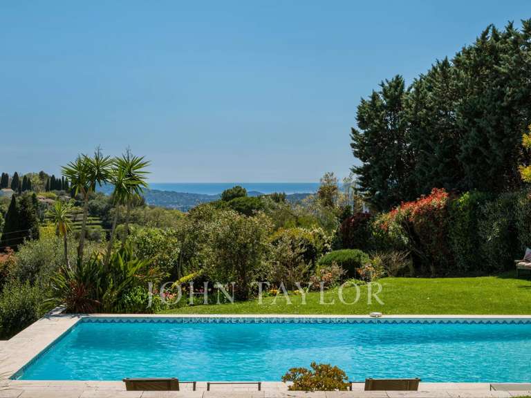 House Châteauneuf-Grasse - 7 bedrooms - 504m²