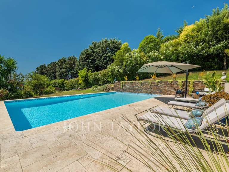 House Châteauneuf-Grasse - 7 bedrooms - 504m²