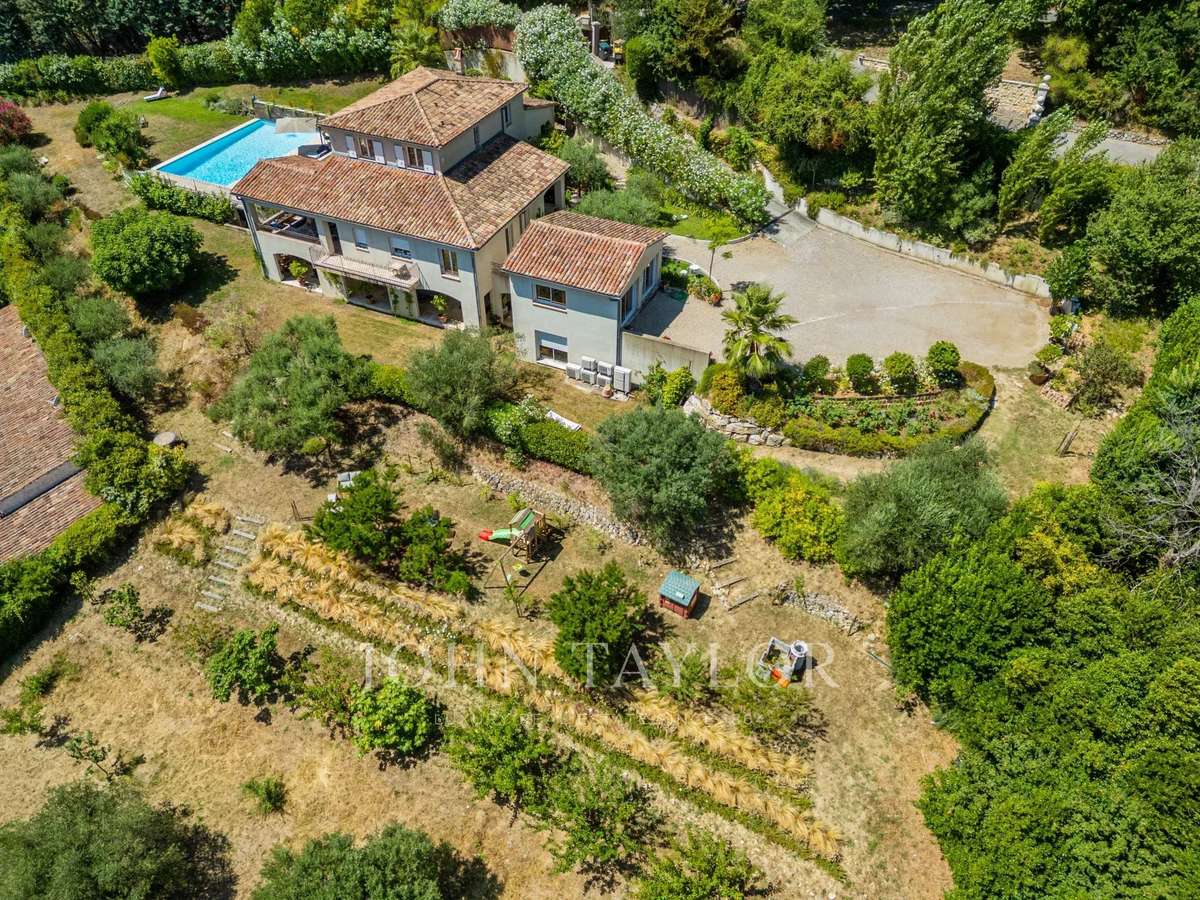 House Châteauneuf-Grasse