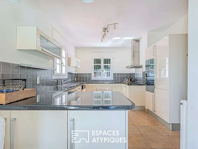 Maison Châteauneuf-Grasse - 5 chambres - 270m²