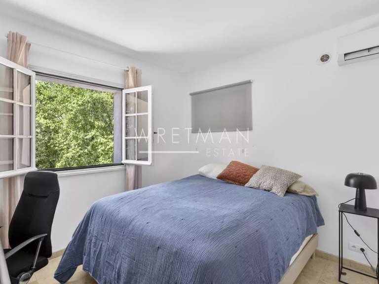 Maison Châteauneuf-Grasse - 4 chambres - 225m²
