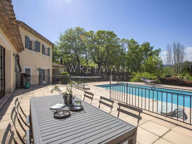 Maison Châteauneuf-Grasse - 4 chambres - 225m²