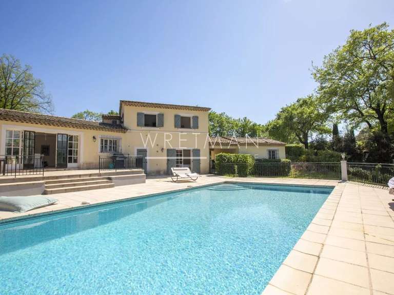 Maison Châteauneuf-Grasse - 4 chambres - 225m²