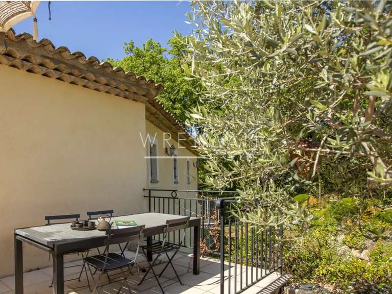 Maison Châteauneuf-Grasse - 4 chambres - 225m²
