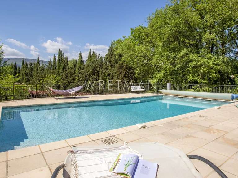 Maison Châteauneuf-Grasse - 4 chambres - 225m²